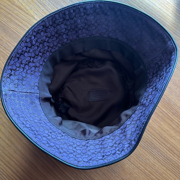 Authentic Coach Bucket Hat NWOT Purple/Brown Mini C - Picture 2 of 4